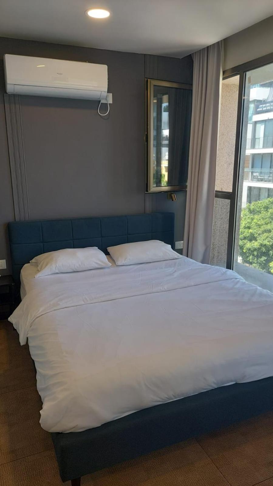 Moon Tlv - 4Th Floor Hotell Tel Aviv Rum bild
